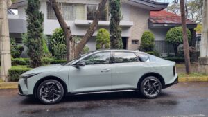 KIA K4 más estilo y tecnología, misma esencia